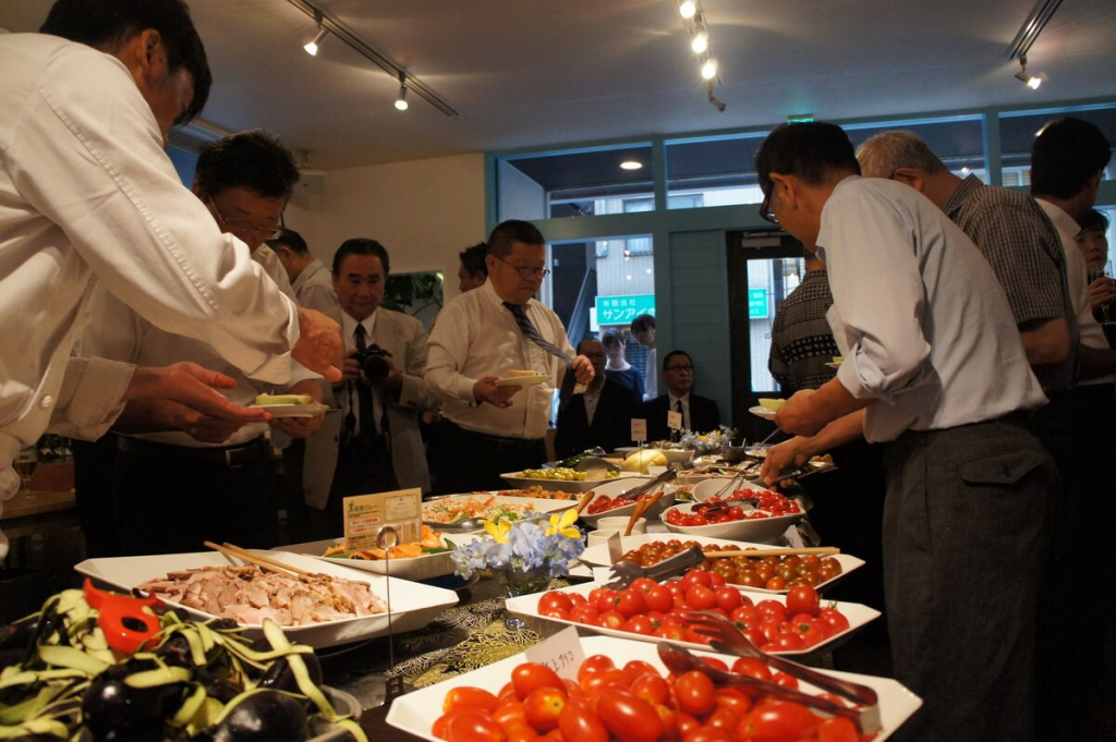 友人をおくるカジュアルな偲ぶ会プラン